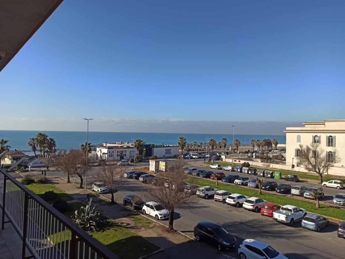 Casa Felix Ostia Διαμέρισμα Εξωτερικό φωτογραφία